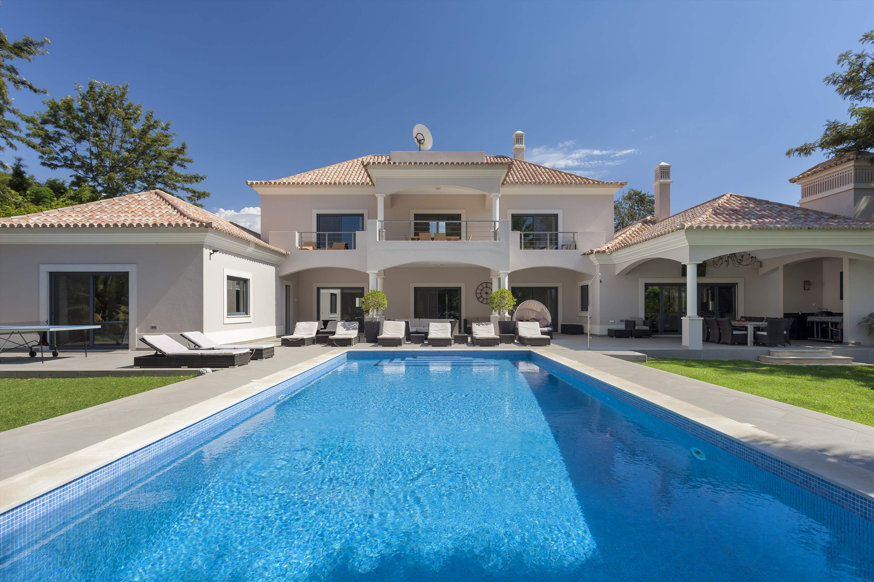 Villa Mar Azul, 5 bedroom villa in Vale do Lobo, Algarve