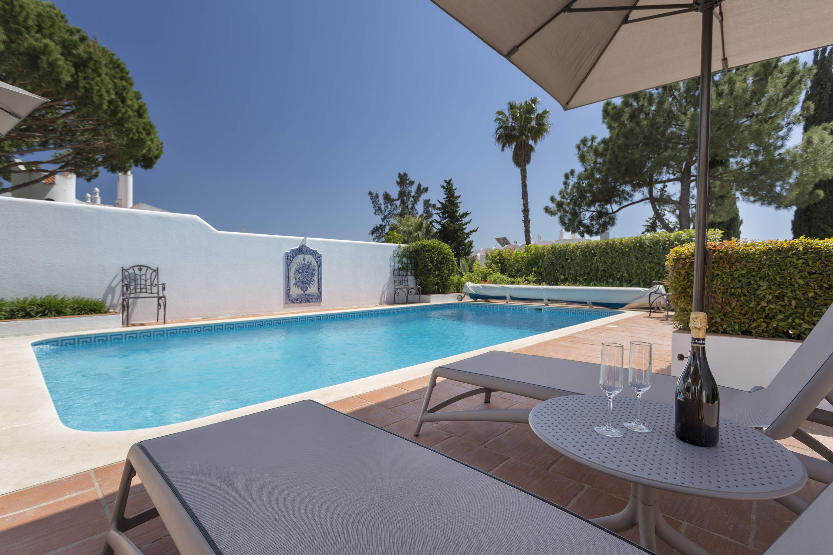 Villa Rosa, 3 bedroom villa in Quinta do Lago, Algarve