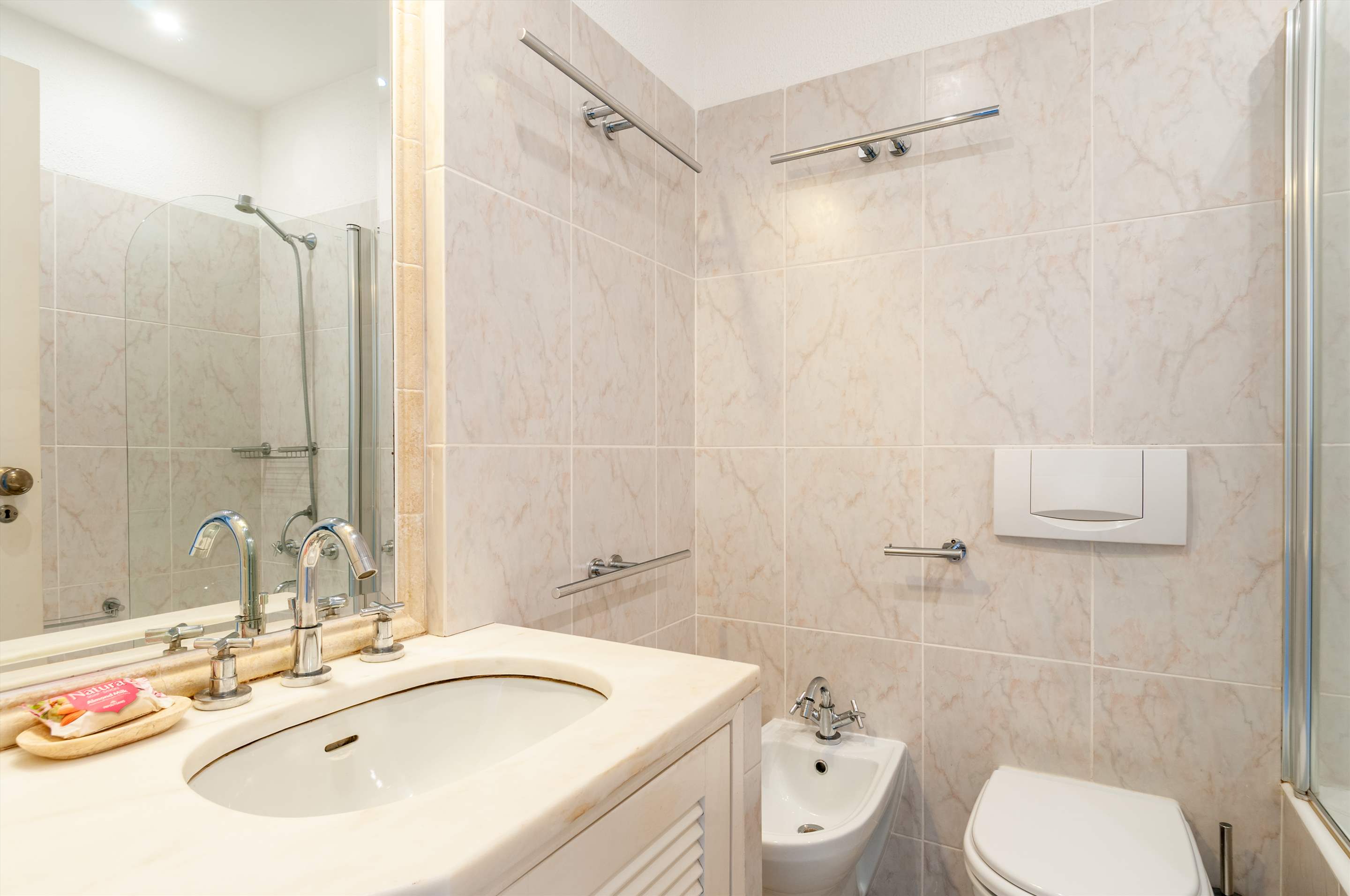 Villa Mia, 3 bedroom villa in Vale do Lobo, Algarve