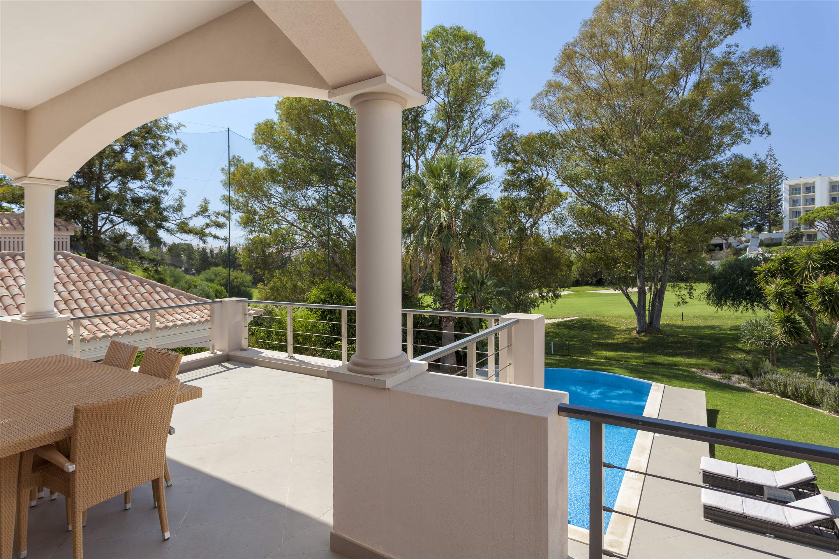 Villa Mar Azul, 5 bedroom villa in Vale do Lobo, Algarve