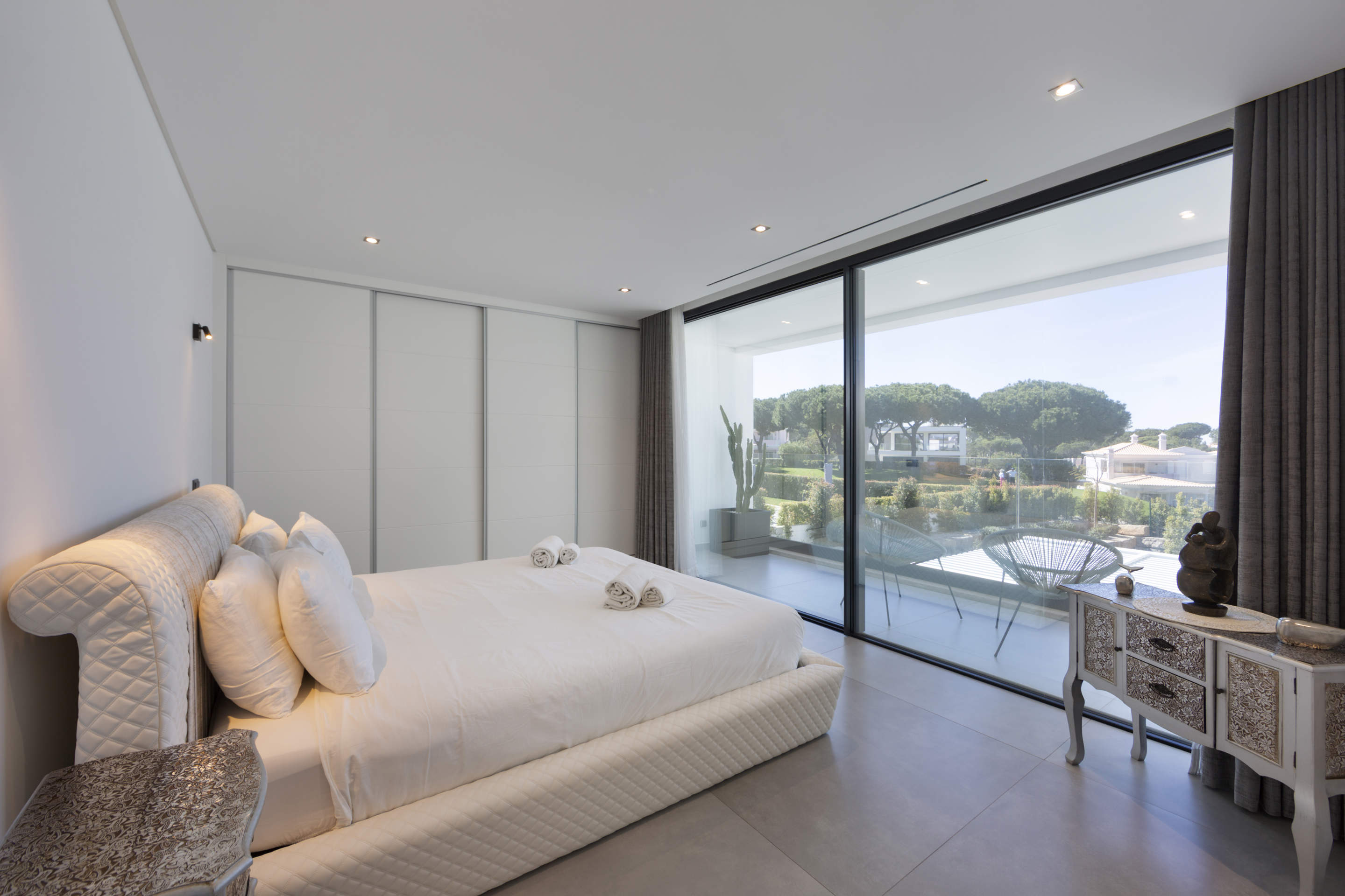 Villa Goldeneye, Vila Sol, 4 bedroom villa in Vila Sol, Algarve