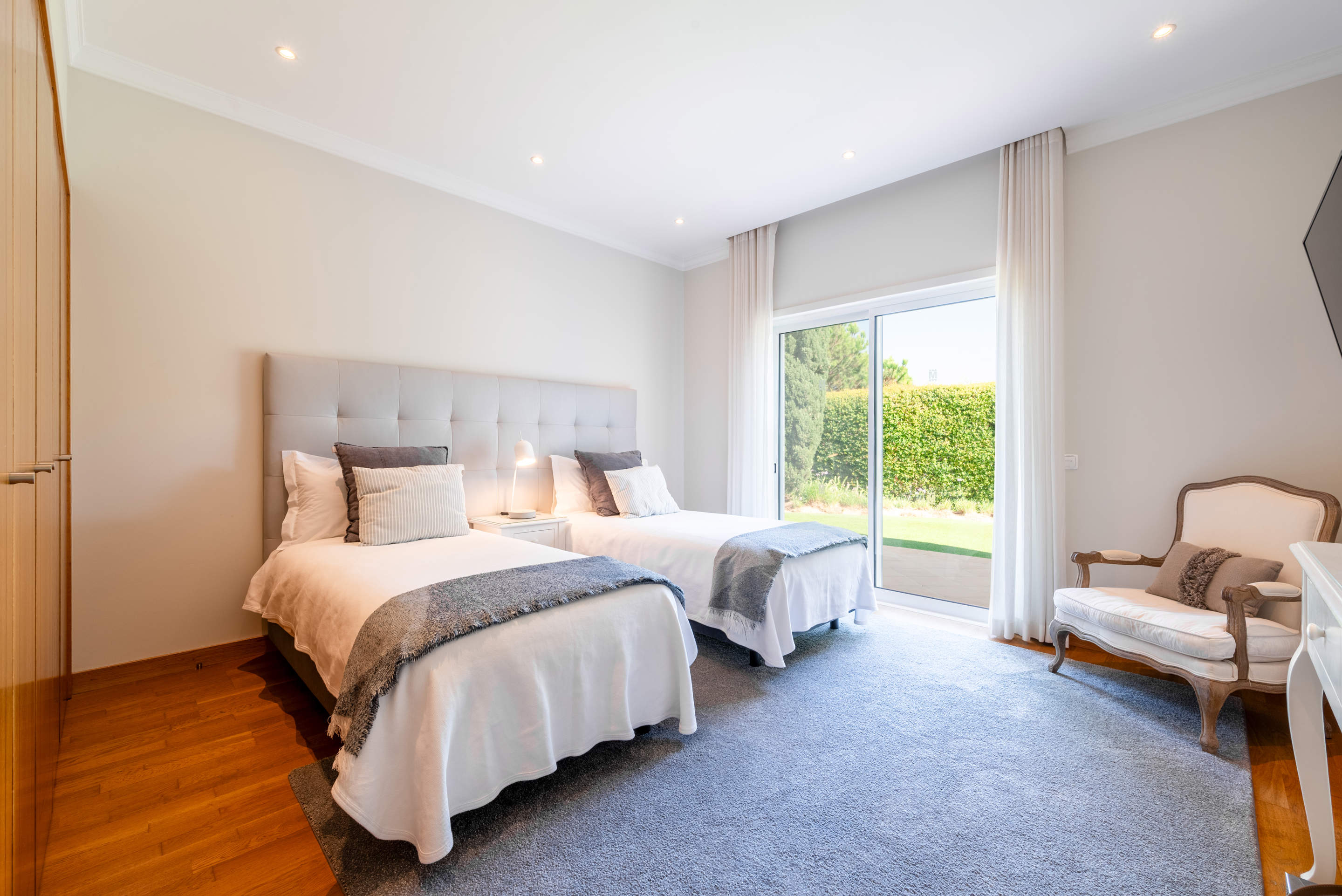 Villa Mayfair 5 Bedroom Rental, 5 bedroom villa in Quinta do Lago, Algarve