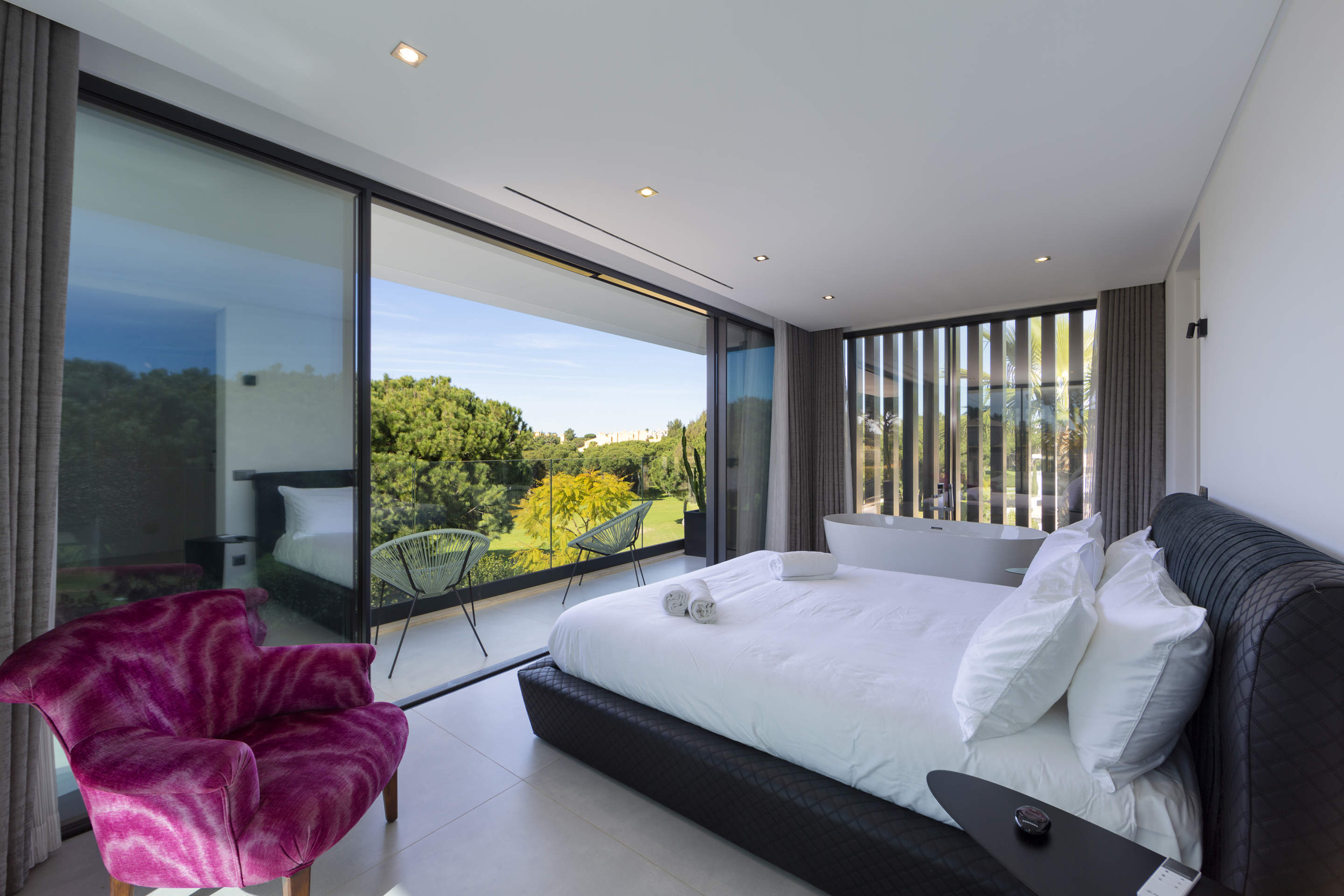 Villa Goldeneye, Vila Sol, 4 bedroom villa in Vila Sol, Algarve