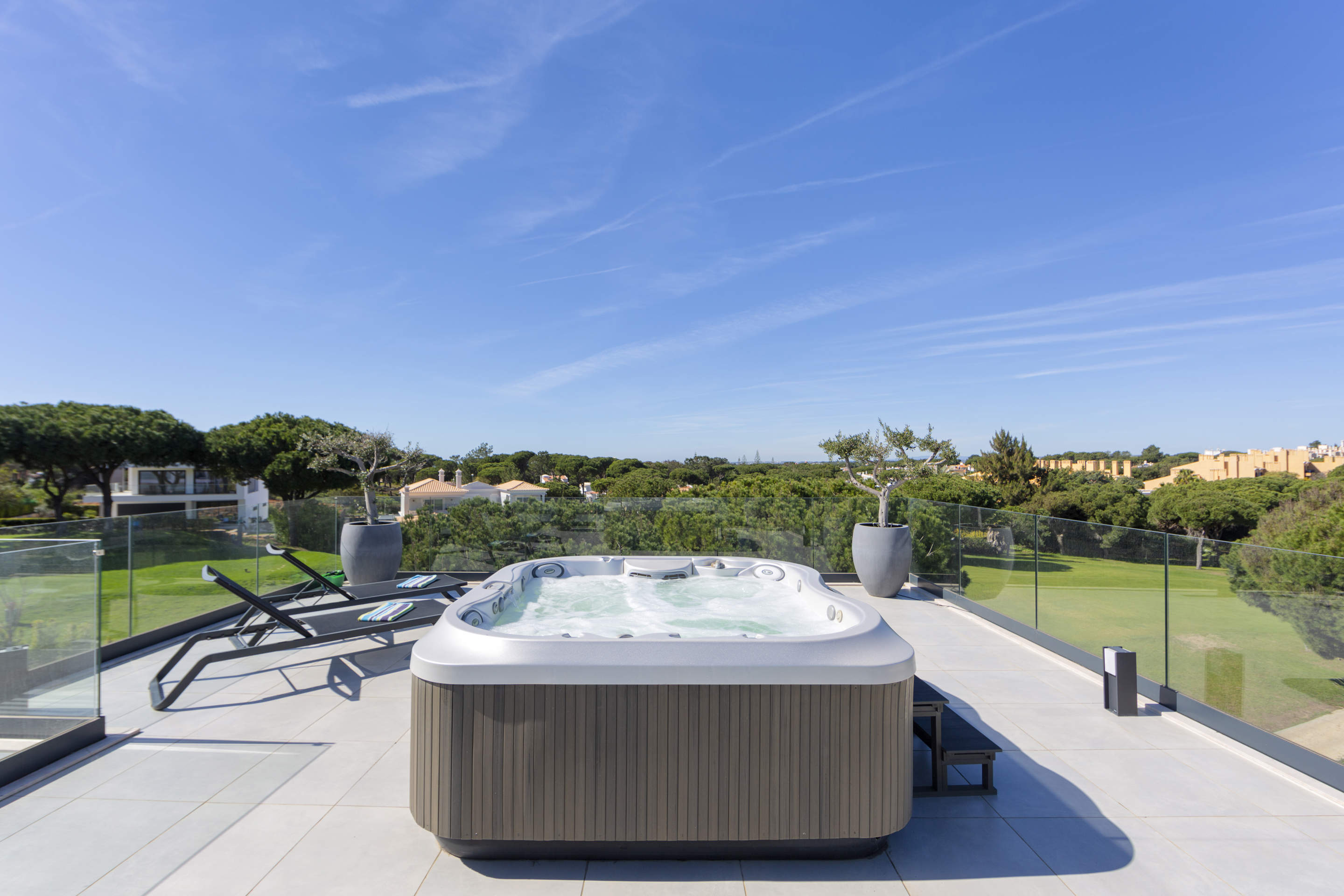 Villa Goldeneye, Vila Sol, 4 bedroom villa in Vila Sol, Algarve