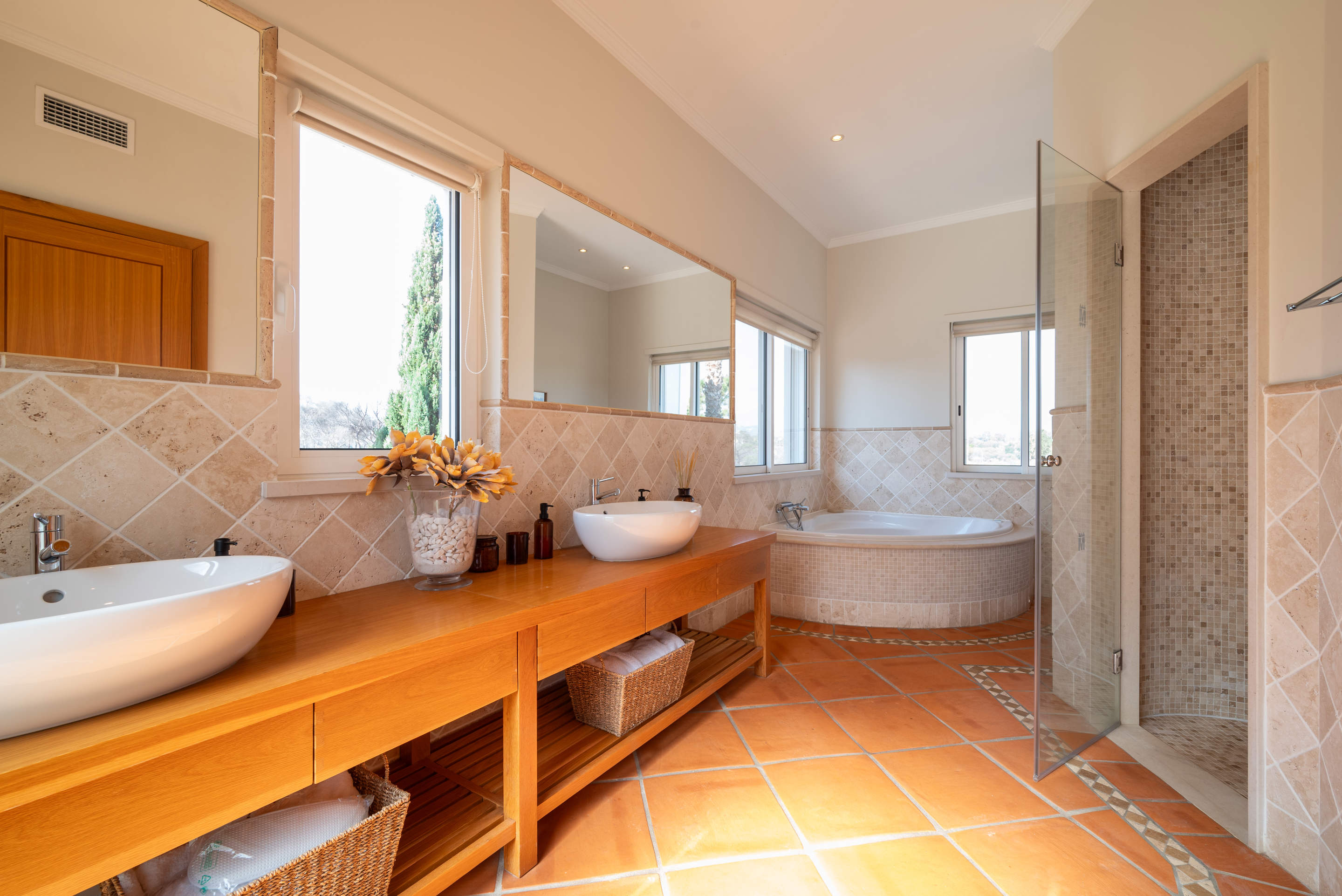 Villa Mayfair 5 Bedroom Rental, 5 bedroom villa in Quinta do Lago, Algarve