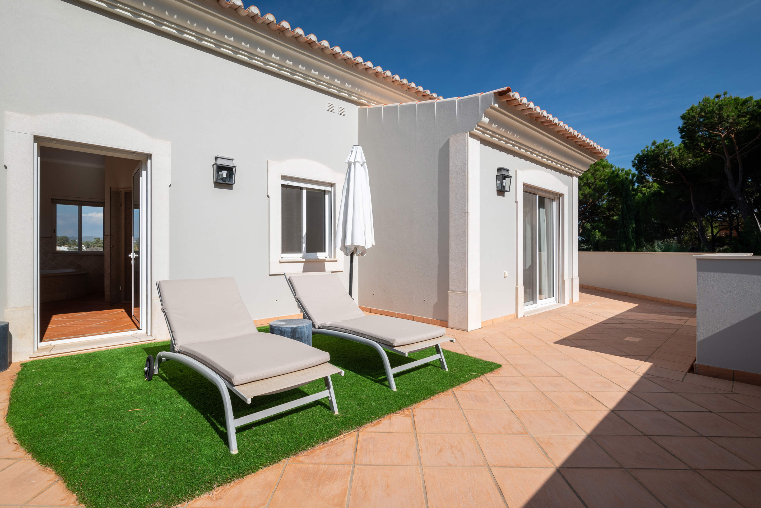 Villa Mayfair 5 Bedroom Rental, 5 bedroom villa in Quinta do Lago, Algarve