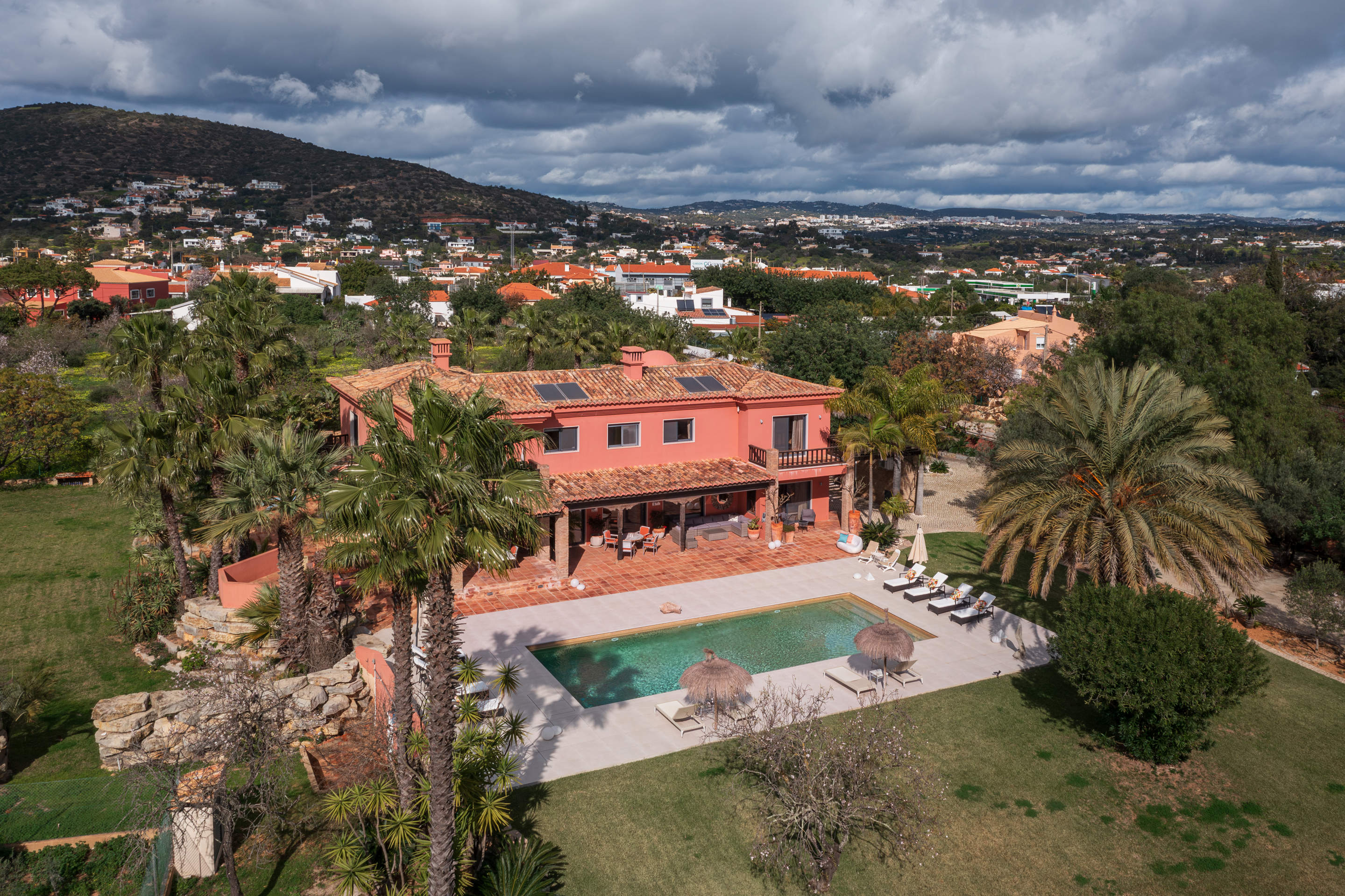 Casa Samui, 5 bedroom villa in Vale do Lobo, Algarve