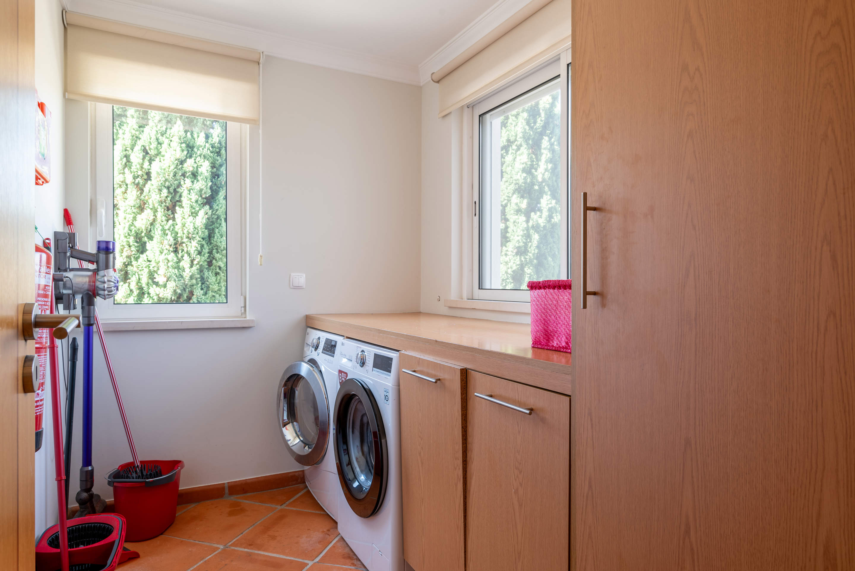 Villa Mayfair 5 Bedroom Rental, 5 bedroom villa in Quinta do Lago, Algarve