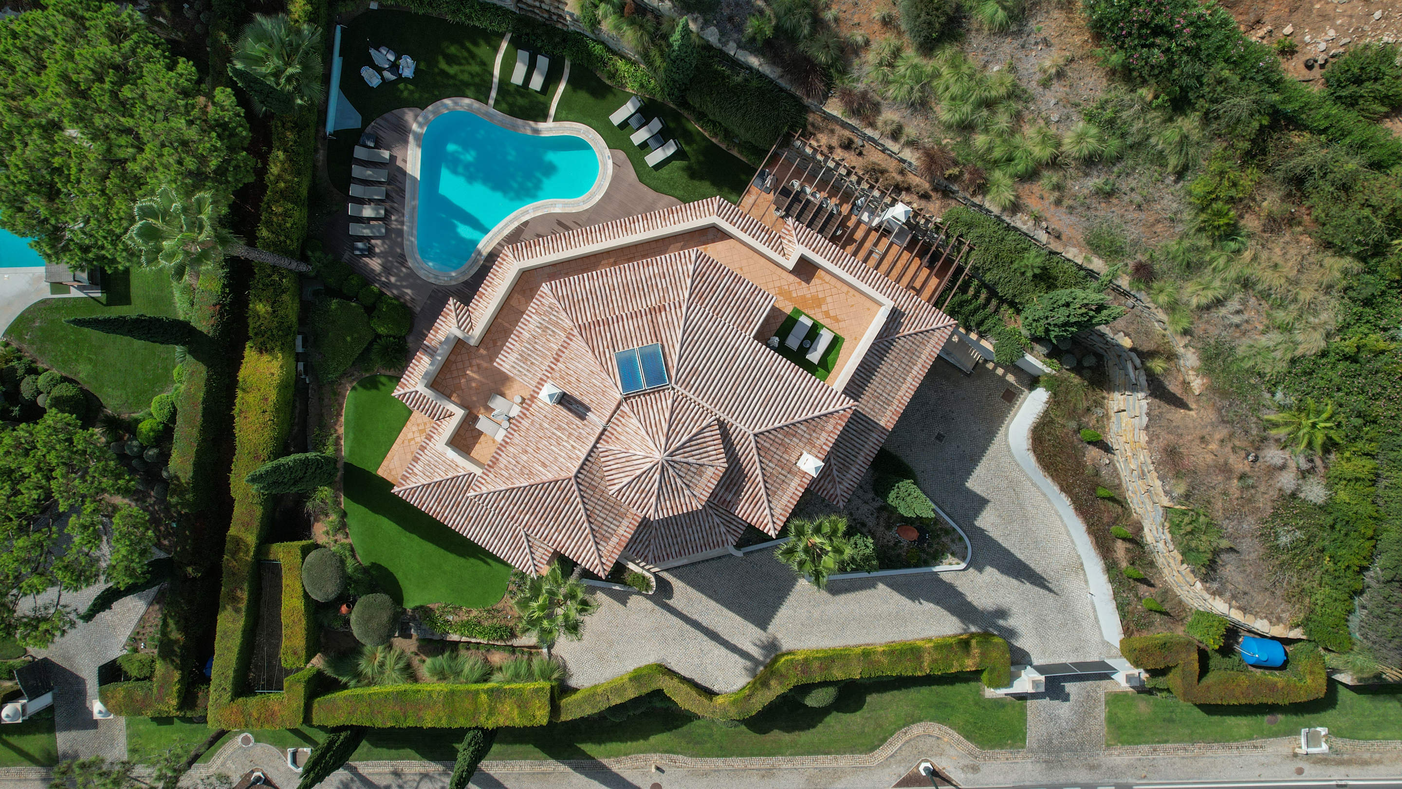 Villa Mayfair 5 Bedroom Rental, 5 bedroom villa in Quinta do Lago, Algarve