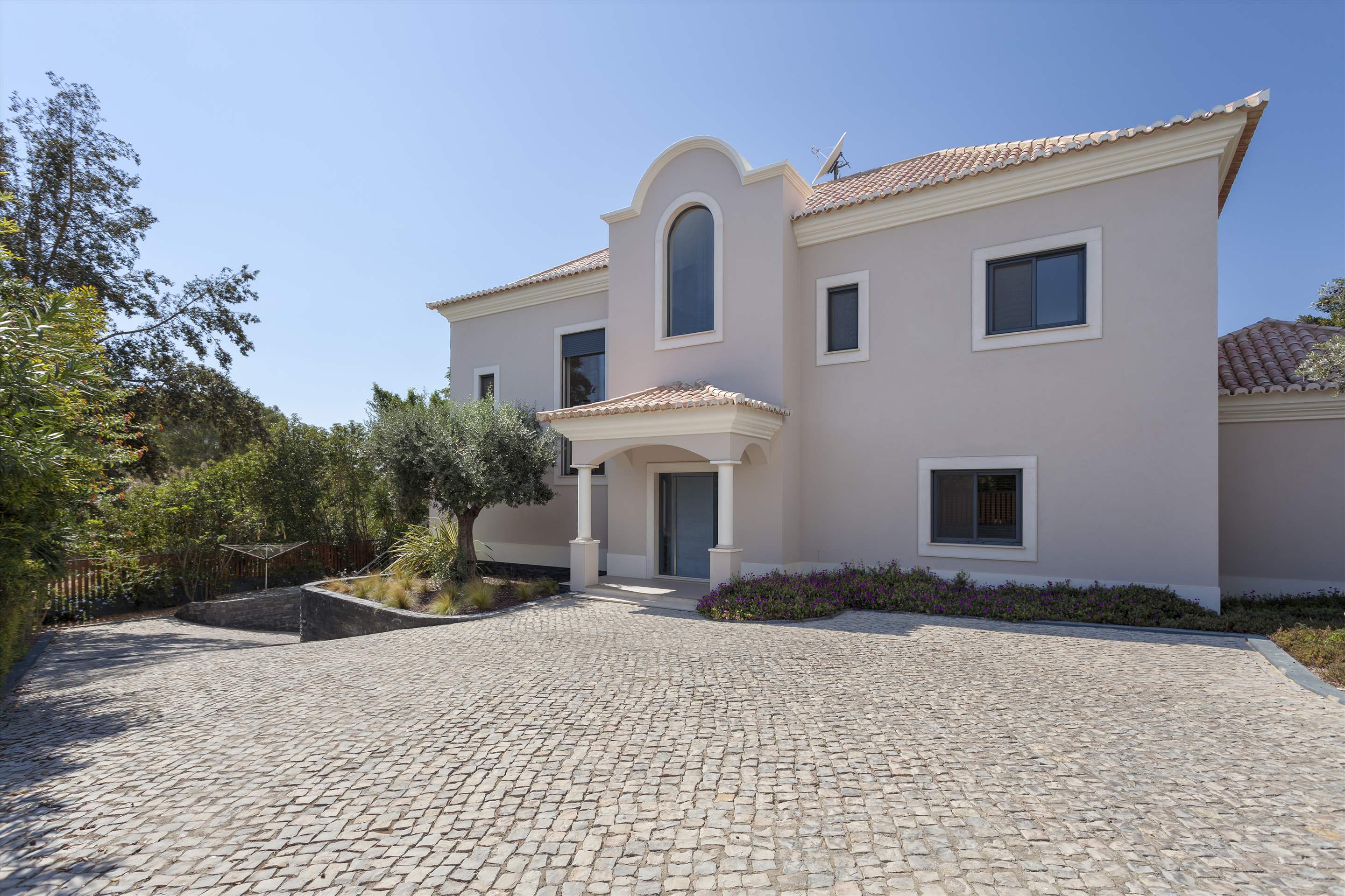 Villa Mar Azul, 5 bedroom villa in Vale do Lobo, Algarve