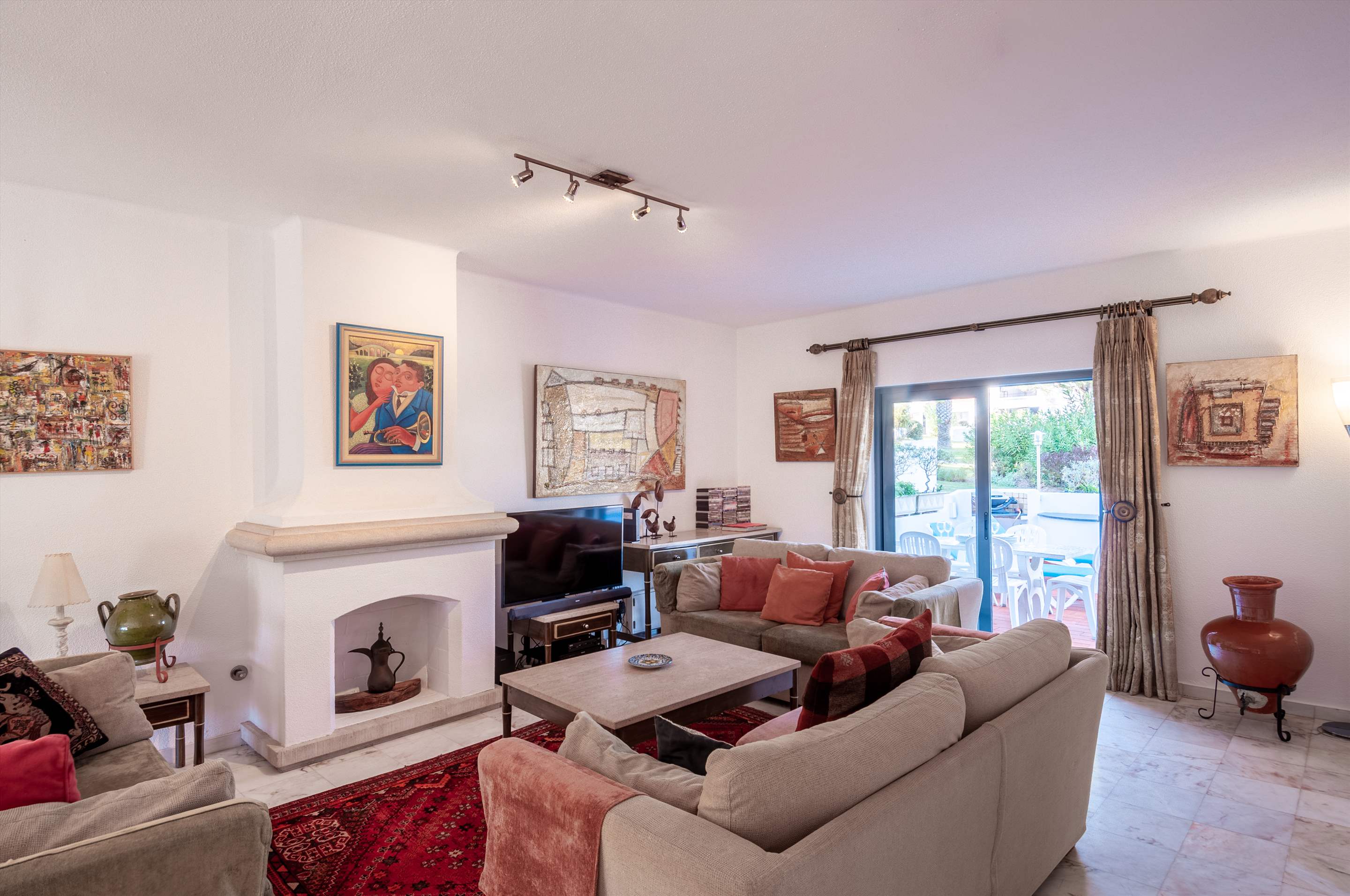 Villa Mia, 3 bedroom villa in Vale do Lobo, Algarve